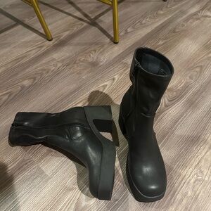 Steve Madden Women's Chunky Boots